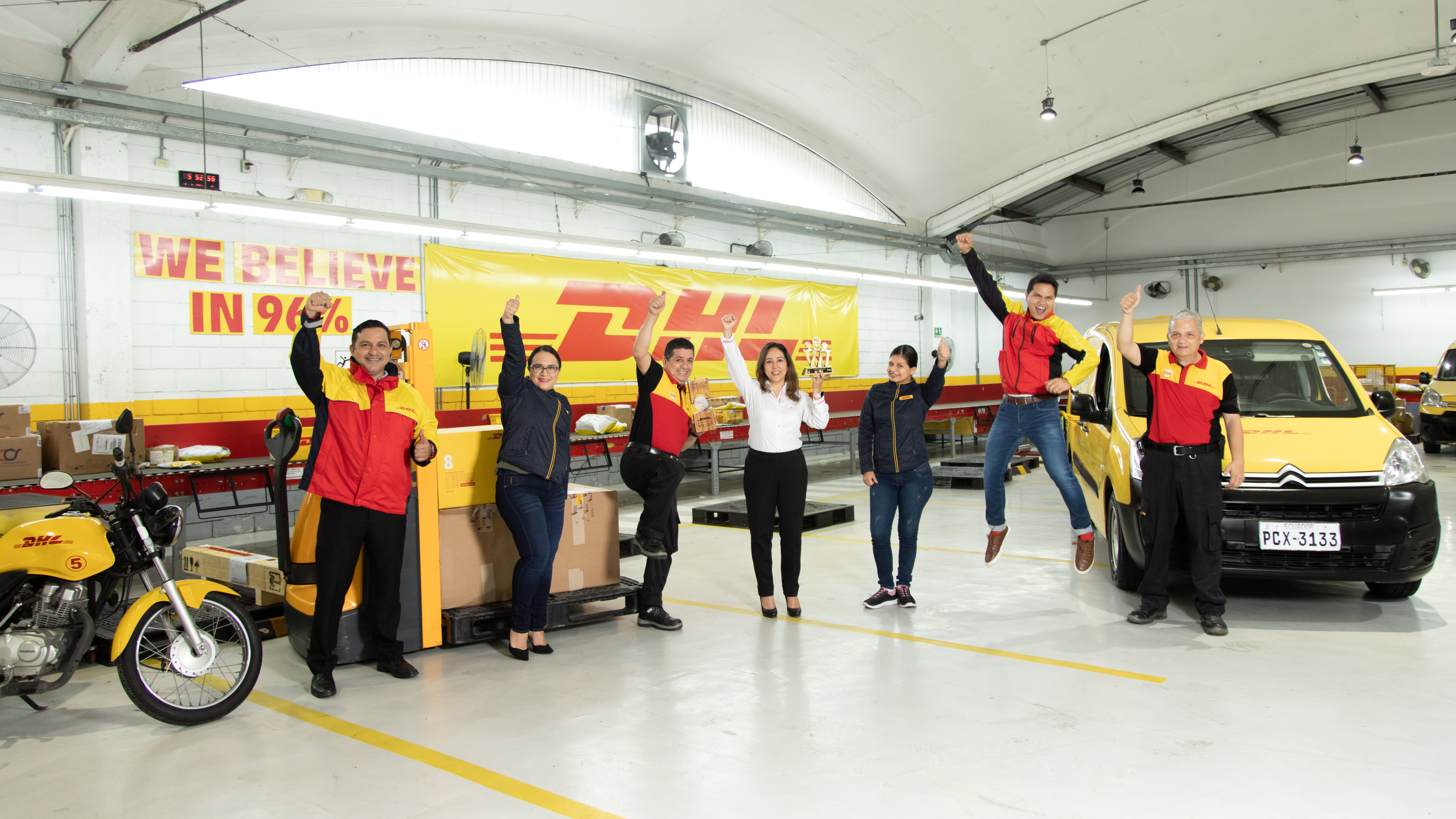 2022_DHL-Express-Latin-America-MNC-Company-Photo-1