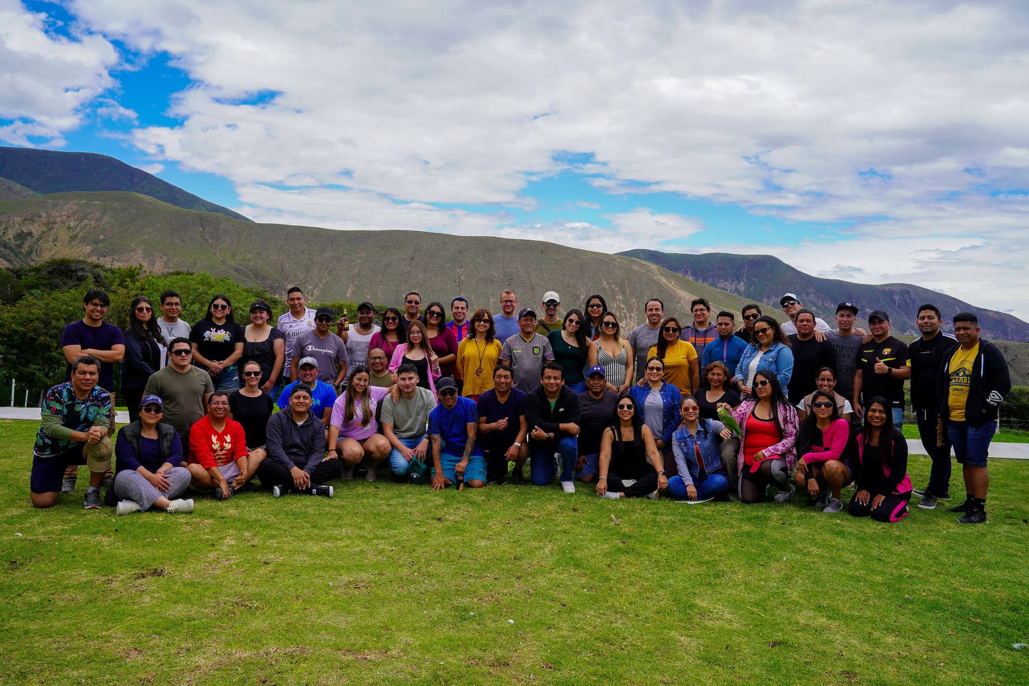 2024-Ecuador-Binaria IT Services - Photo