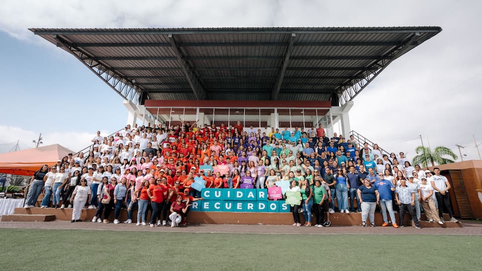 2024-Ecuador-PARQUE DE LA PAZ-photo
