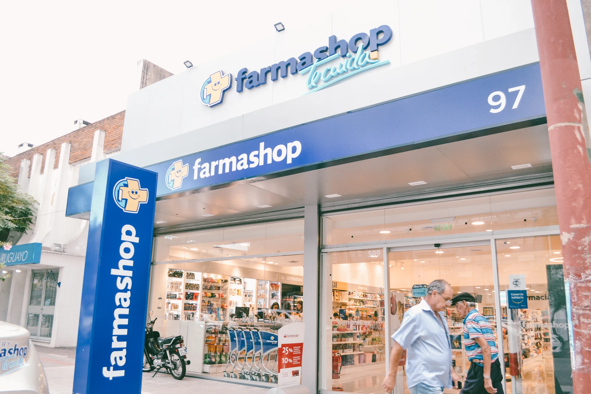 Farmashop - LARGE Photo LatAm - Uruguay